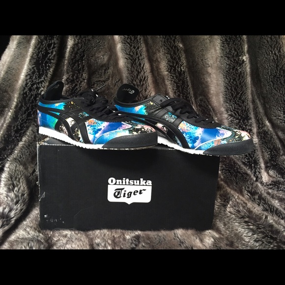 sneaker paint mexico