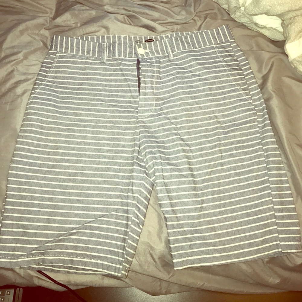 Old Navy slim fit Men's shorts. Size 36