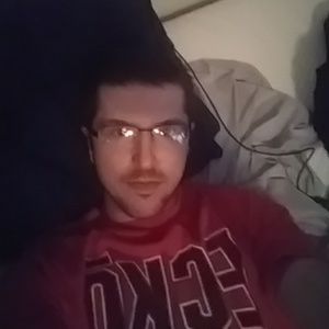 Meet your Posher, Casey