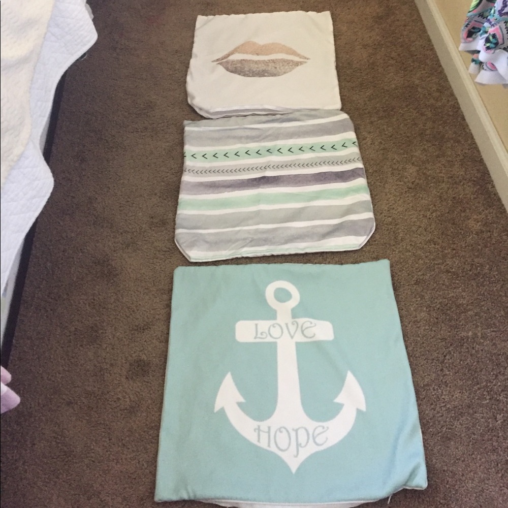 3pillow cases