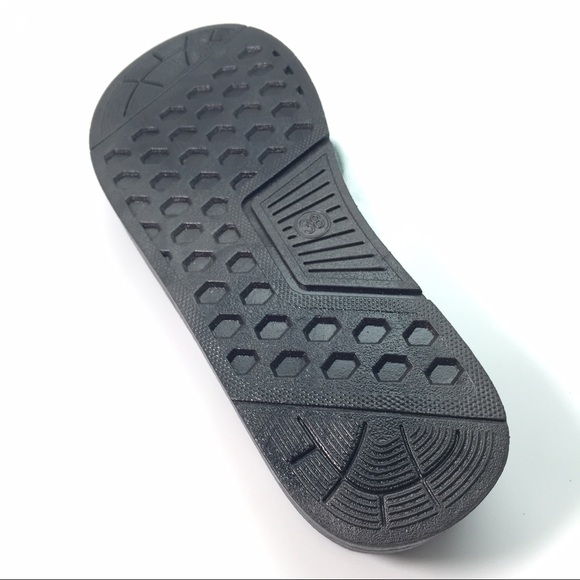 NWT Flatform black slide with a super soft Footbed - Picture 4 of 4