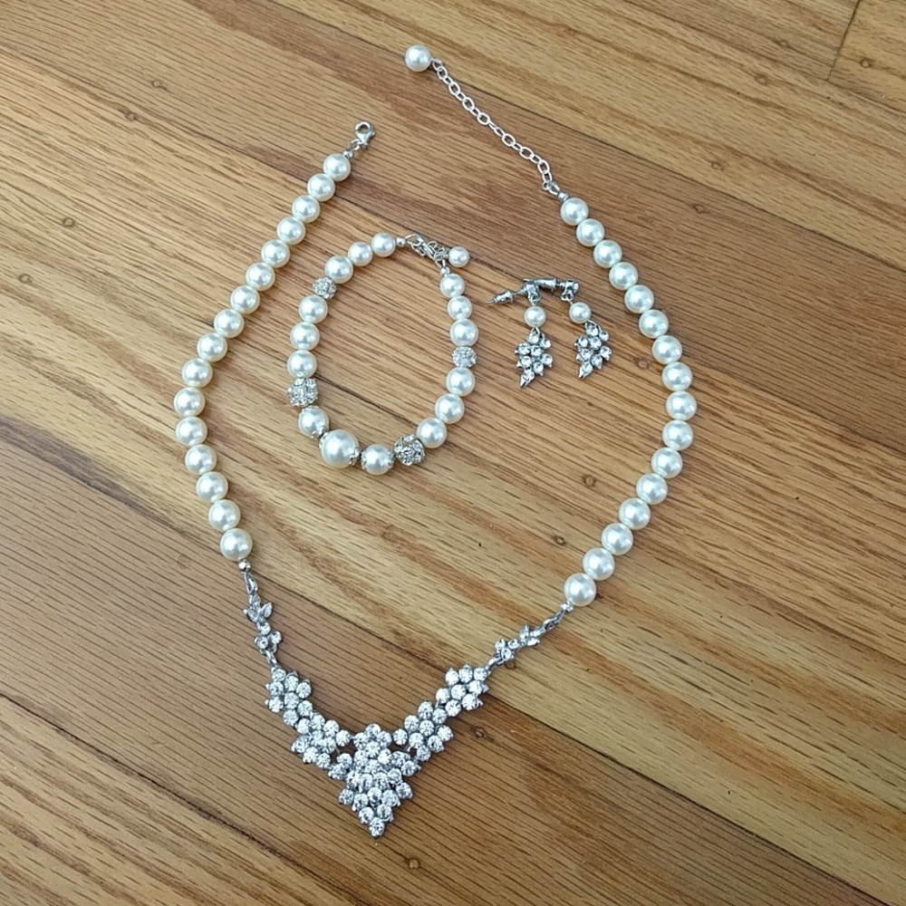 Pearl & Swarovski crystal wedding jewelry set