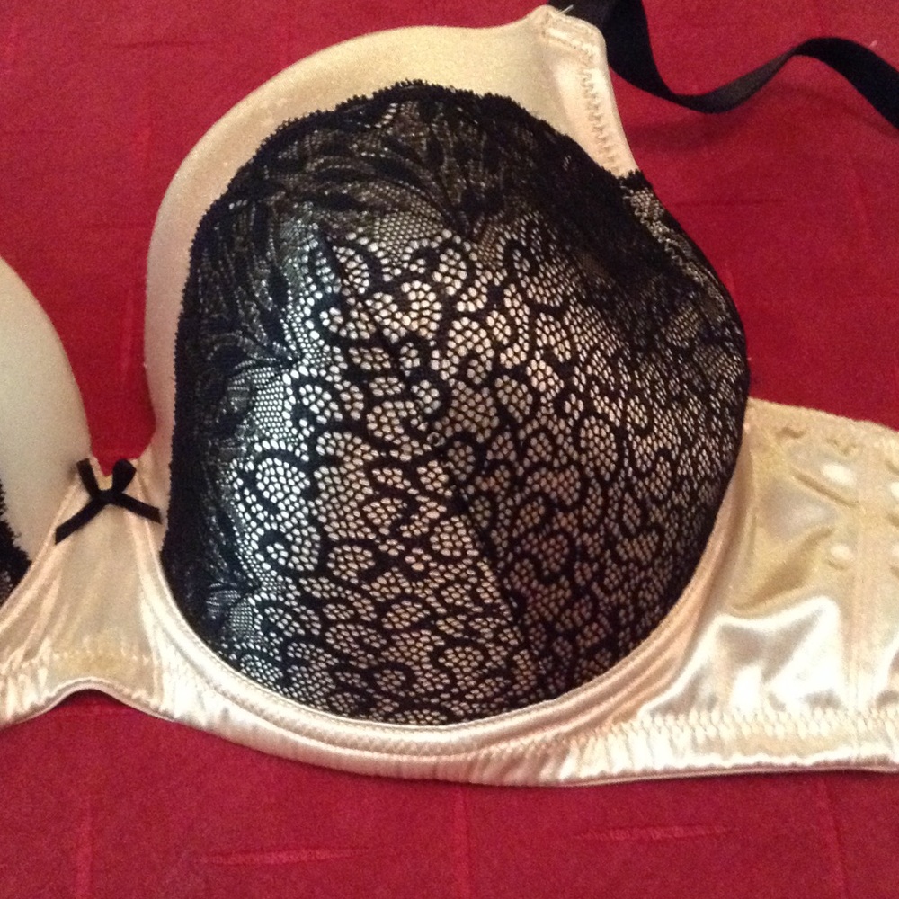 Bra - Picture 2 of 6