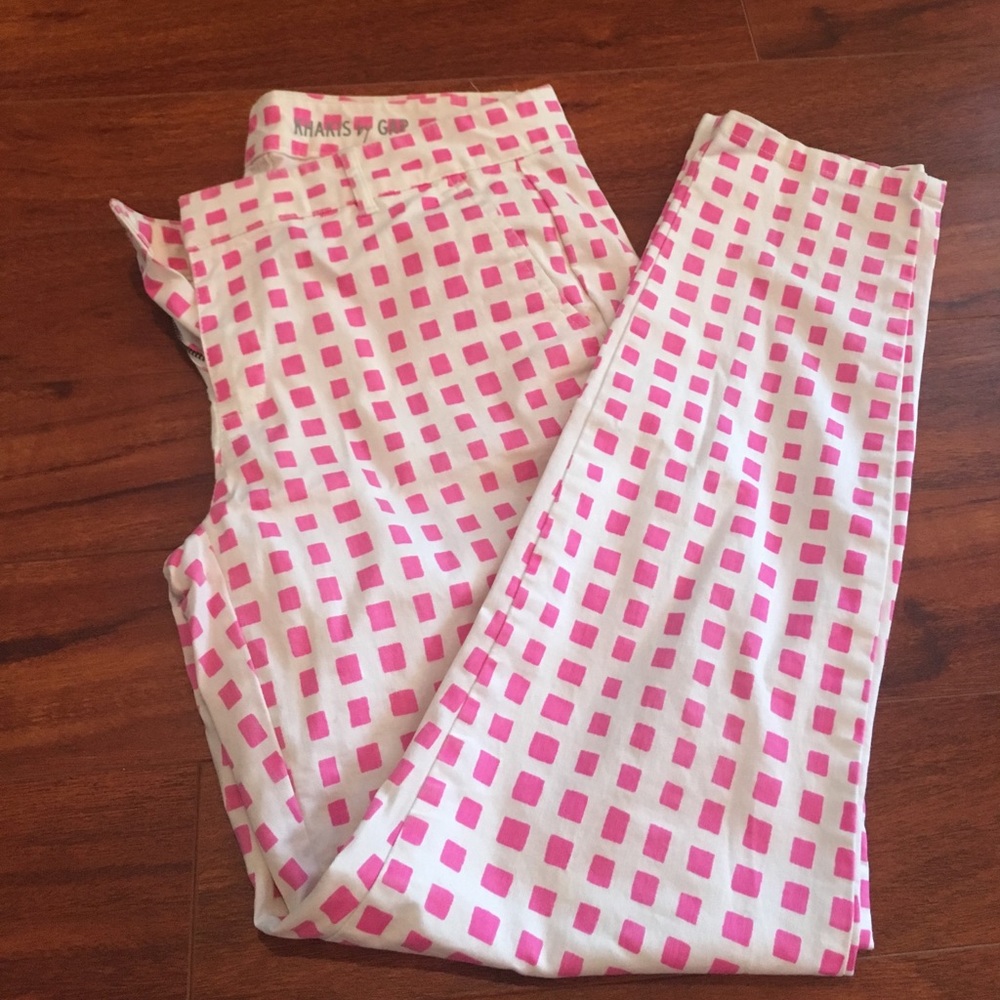 Gap Skinny Mini pants in pink and white