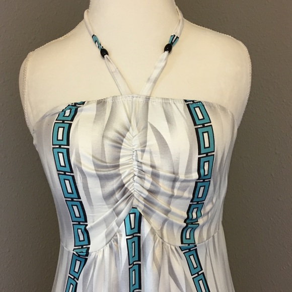 👗Pretty summer dress• ties on the neck• Medium👗 - Picture 2 of 8