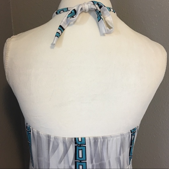 👗Pretty summer dress• ties on the neck• Medium👗 - Picture 6 of 8