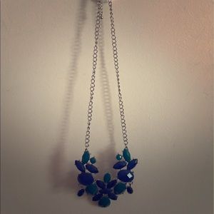Gorgeous blue and teal statement necklace.