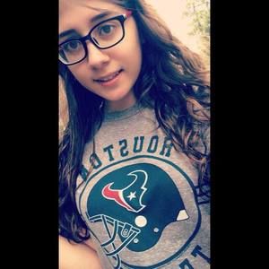 Meet your Posher, Suzanne