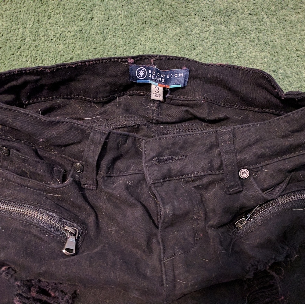 Distressed skinnies - Picture 2 of 2