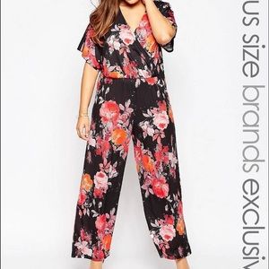 💥Flowered Jumpsuit💥