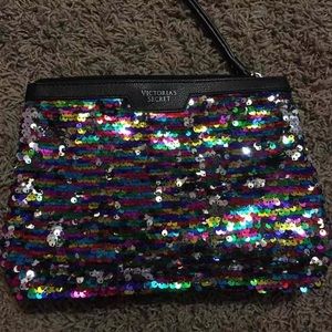 VS color changing clutch