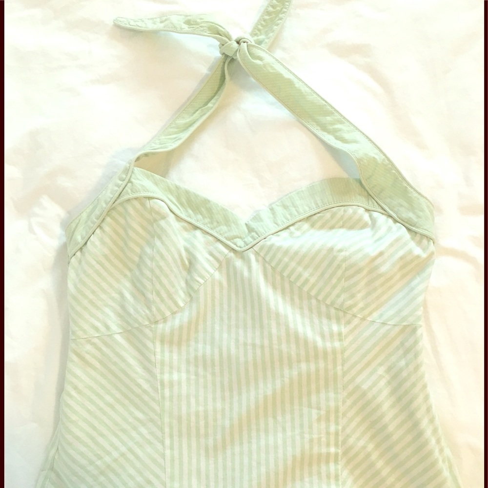 Halter top