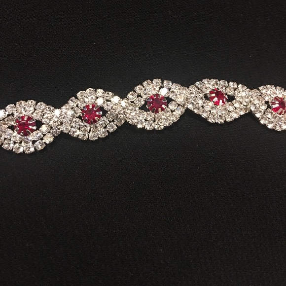 Jewelry - Picture 2 of 3