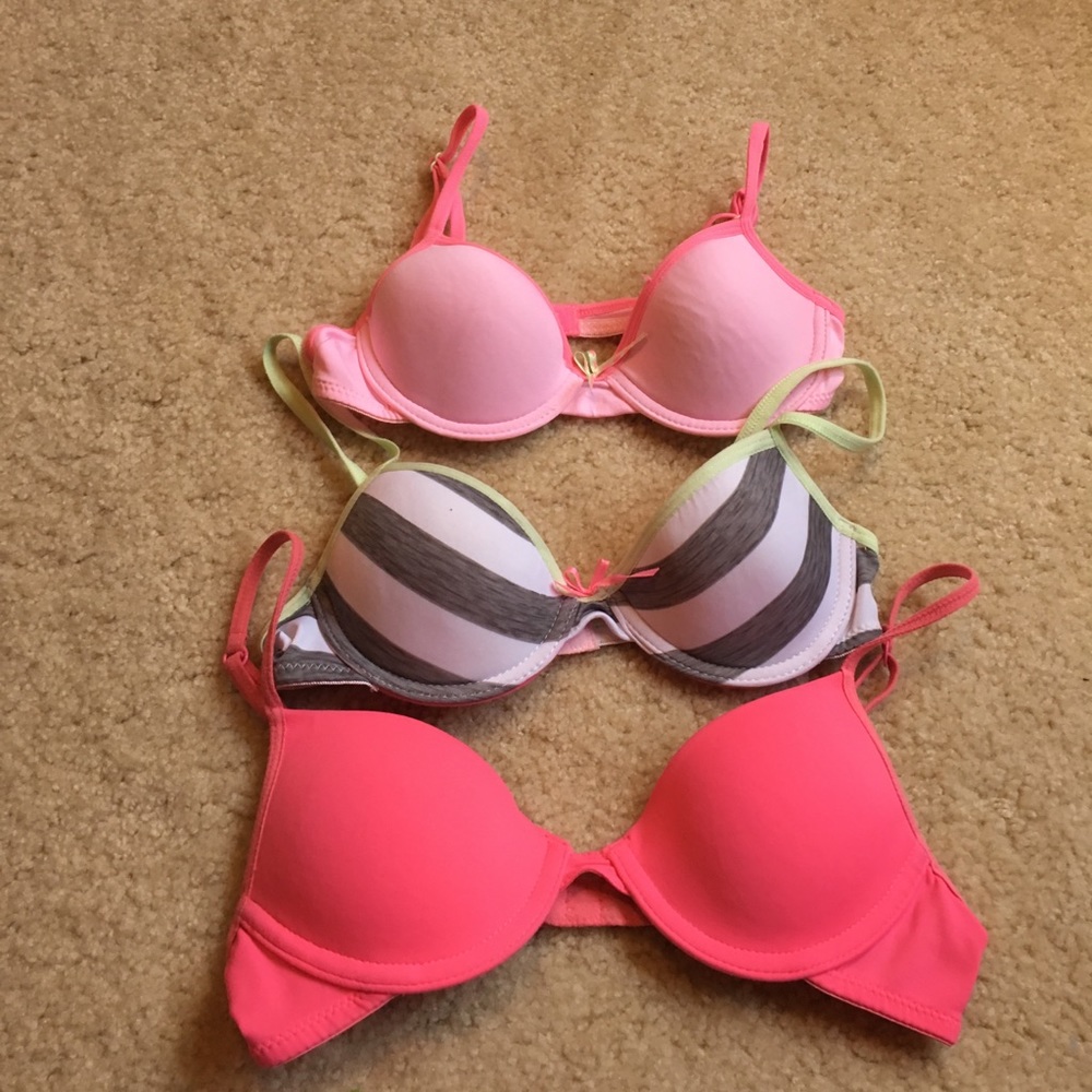 4 cute non push up bras