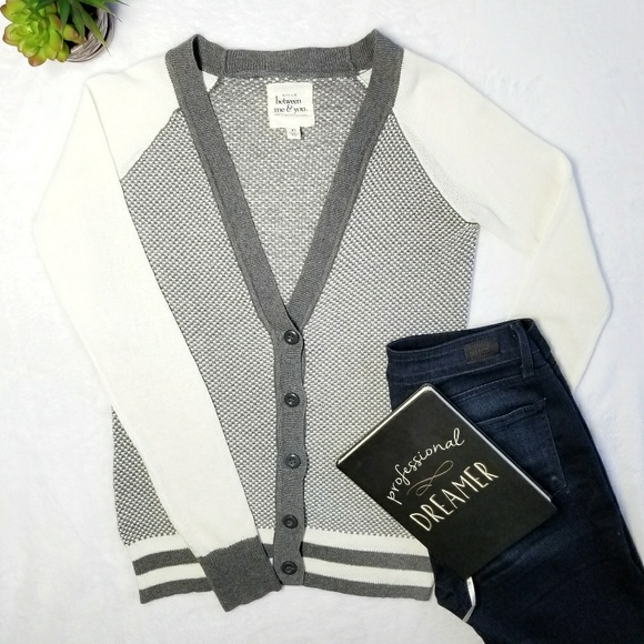 Knit Preppy Cardigan - Picture 2 of 5