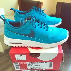 Women's Nike Air Max Thea