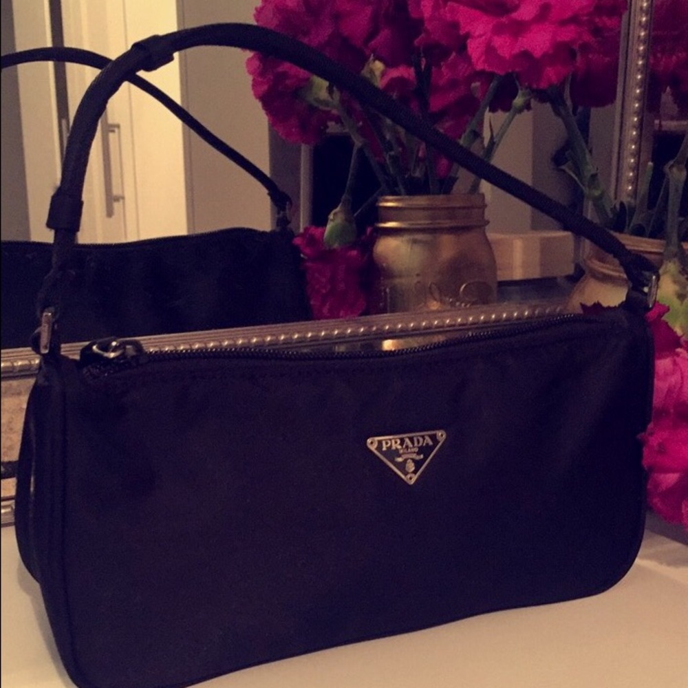 PRADA Vela Zip Poachette