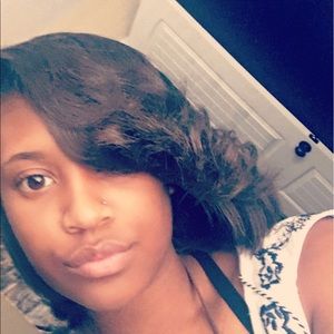 Meet your Posher, Faith