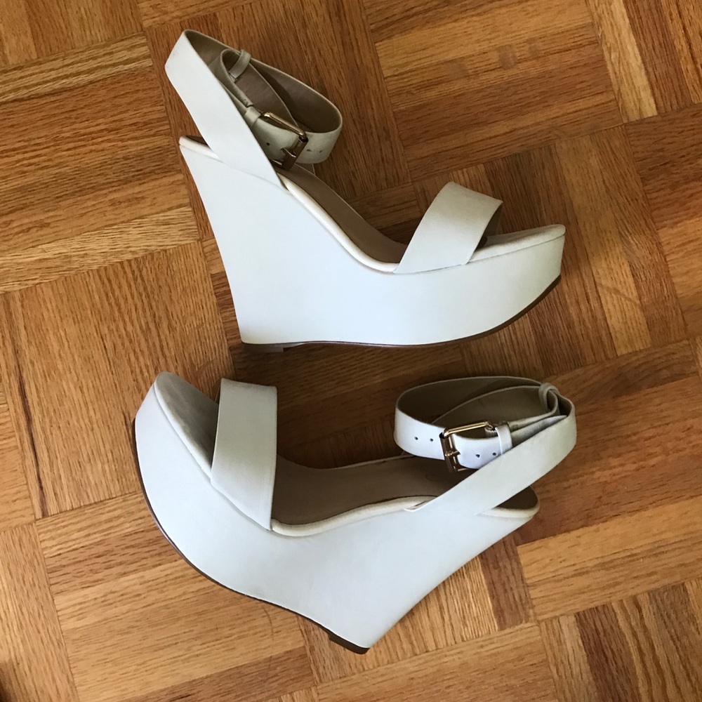 White Aldo Harvat Wedges in White