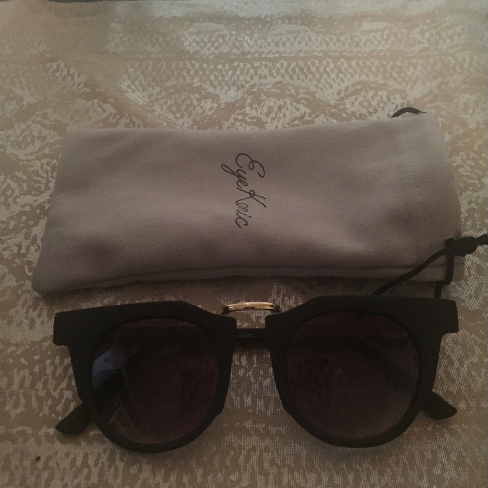 EyeKonic sunglasses