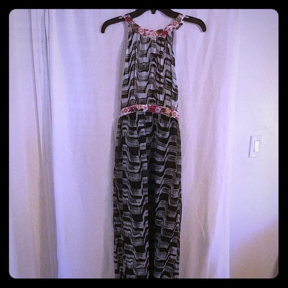 SALE! NWT Artelier Nicole Miller Hand Painted Silk