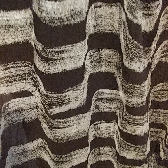 SALE! NWT Artelier Nicole Miller Hand Painted Silk - Picture 4 of 7