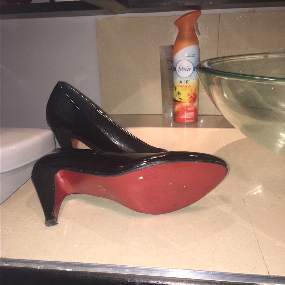 Pumps - Picture 2 of 2