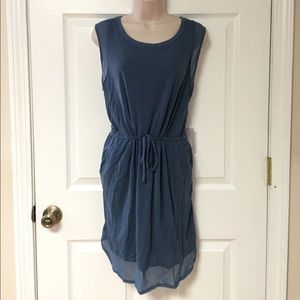 Forever 21 Contemporary short blue Size L tags on