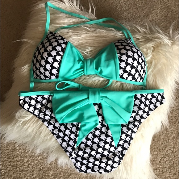 Tilly's Other - NWT Houndstooth Bow Bikini