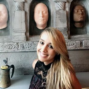 Meet your Posher, Steph