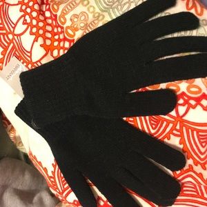Black gloves