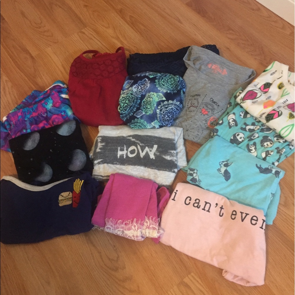 LOT OF GIRLS SIZE 10/12 CLOTHES👚
