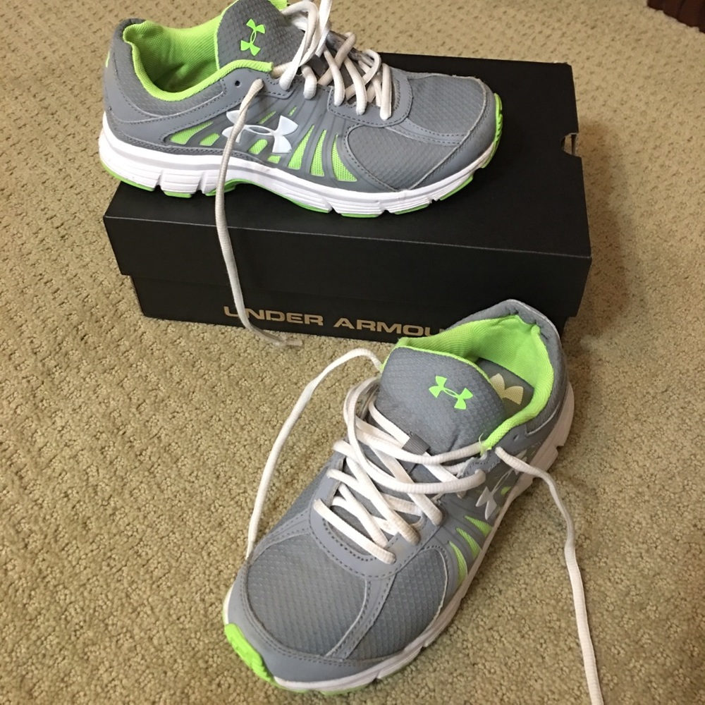 Under armor sneaker 7