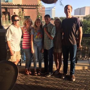 Meet your Posher, Lori