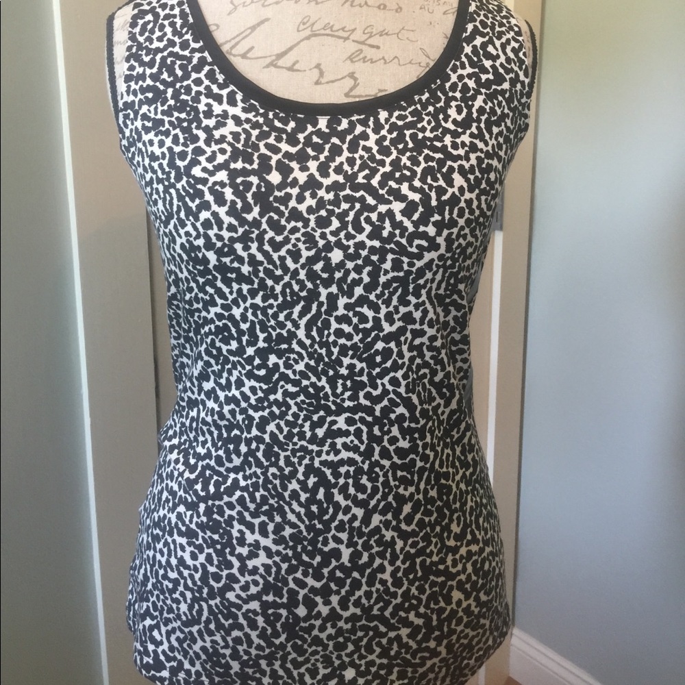 Banana Republic Luxe Touch Animal print NWT