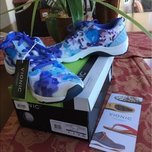 Vionic Action Tourney Sz 8 Athletic Shoes