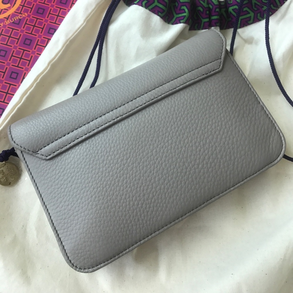 Brand New Authentic Tory Burch Crossbody - Picture 3 of 6
