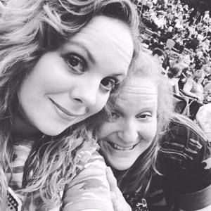 Meet your Posher, Emmy