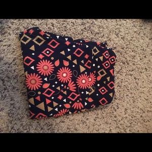 OS Lularoe leggings