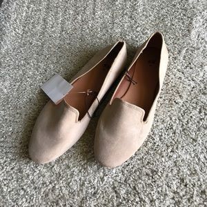 H&M Flats