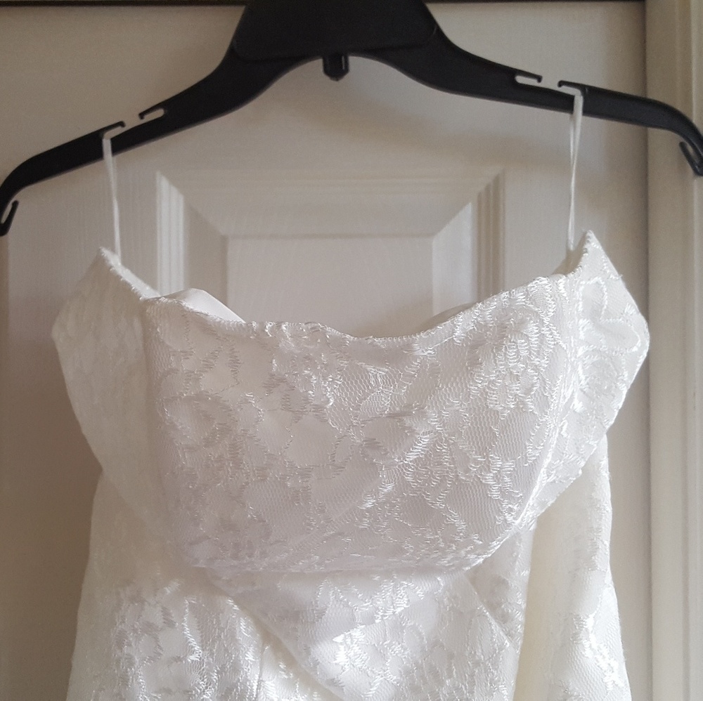 Wedding gown