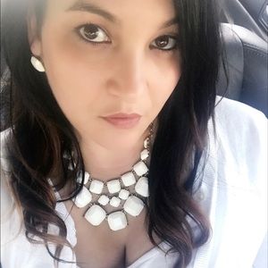 Meet your Posher, Ivelisse