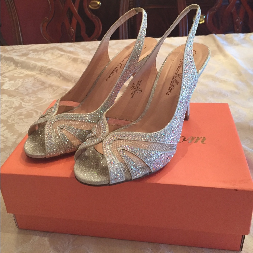 Size 7.5 silver heels for special occasion