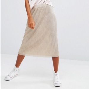 Pull & Bear Metallic Plisse Midi Skirt - Gold