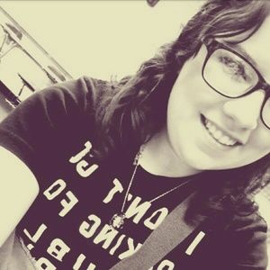 Meet your Posher, Hailey