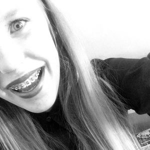 Meet your Posher, Mallory