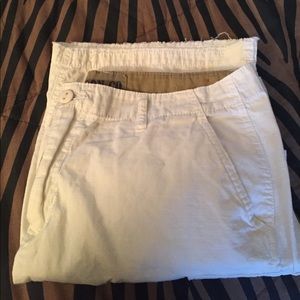 Men's Cargo Shorts. EUC. Like new! Great deal!