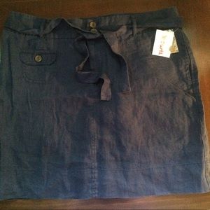 NWT Navy Skirt with POCKETS