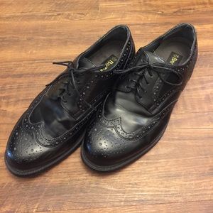 Baytown wingtip dress shoes. Size 12w
