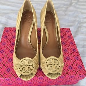 NWOT Tory Burch Wedges